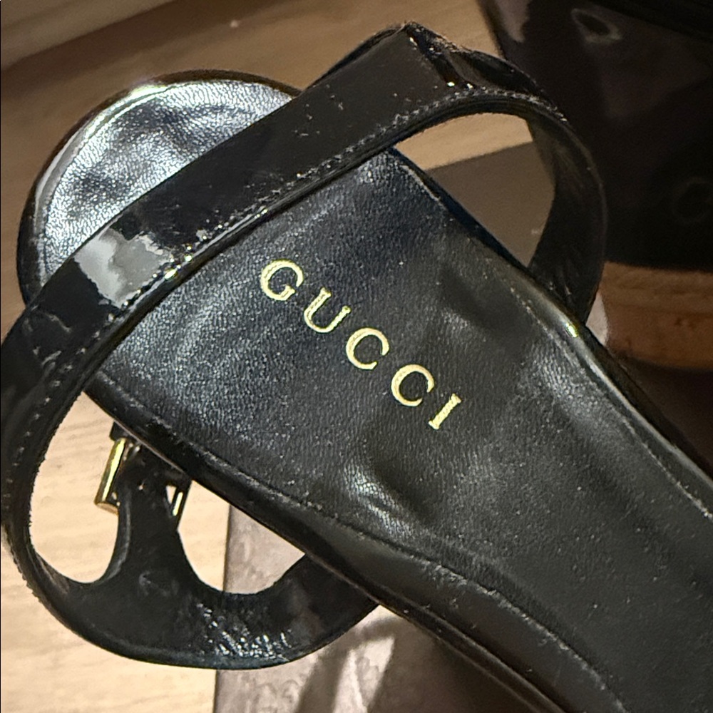 Gucci Black Patent Leather Espadrille Wedge Sandals - Picture 2 of 5